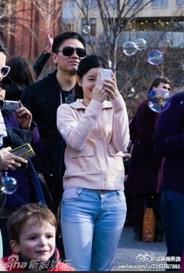 奶茶妹妹和刘强东约会被拍