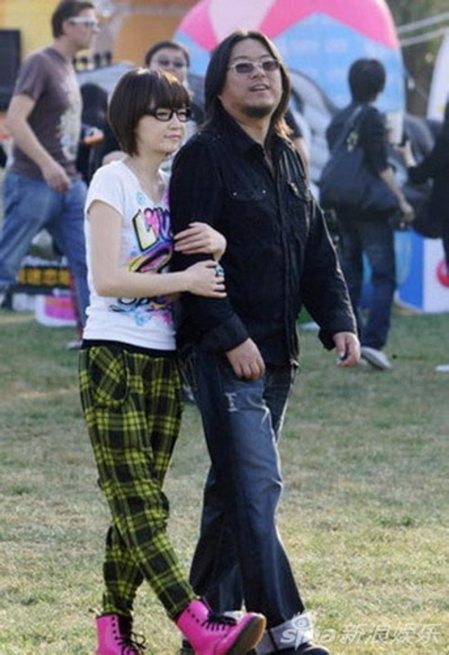 高晓松声明离婚 盘点与娇妻昔日恩爱照