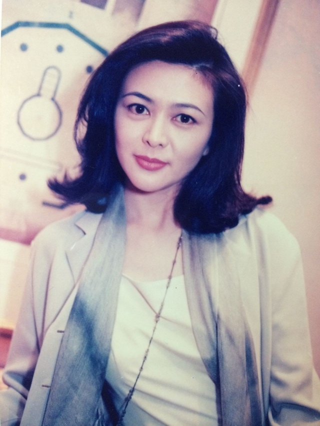 [青春照相馆]52岁关之琳旧照:经典不败真美女