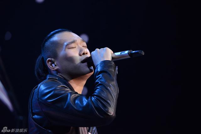 好声音齐秦汪峰开战