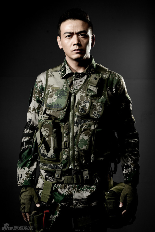 策划:军装诱惑 盘点让人欲罢不能的军中美男