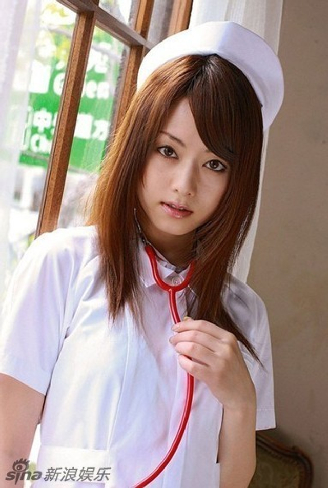 日艳星吉泽明步歌手出道!明年2月发唱片