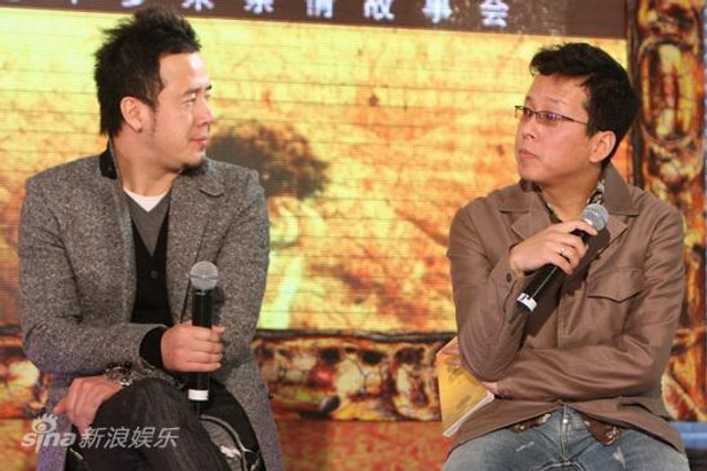 杨坤与弟弟合影