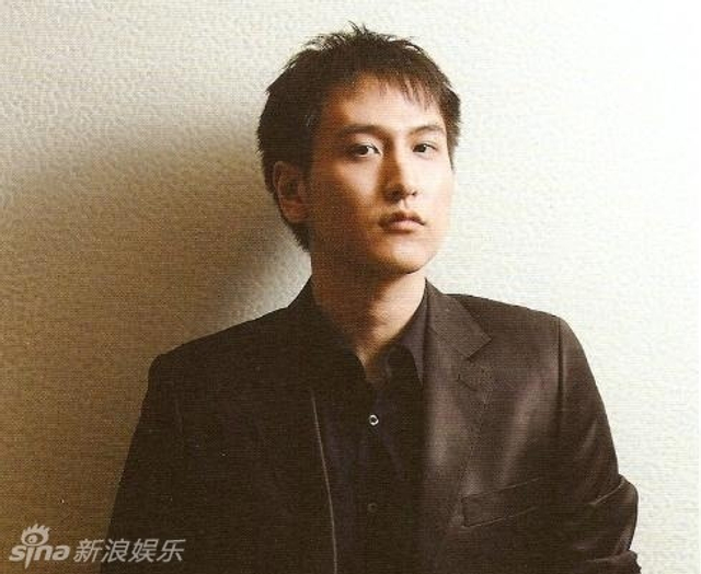 汤臣集团接班人汤珈铖