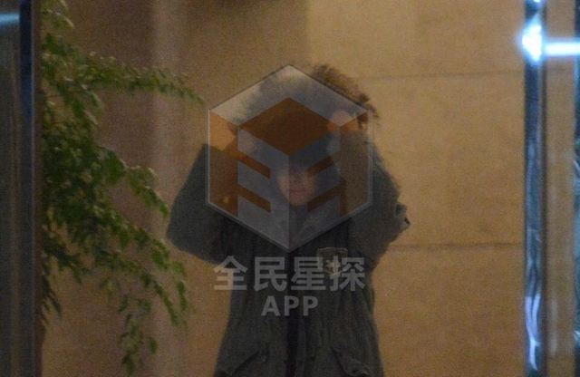 陈赫张子萱套房热吻似真夫妻