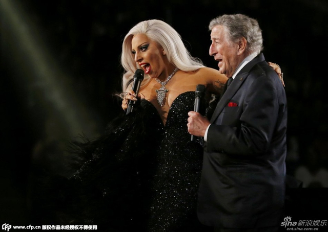 Gaga与托尼-班内特合唱《Cheek&Cheek》