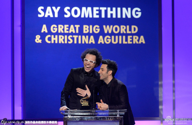 “大世界”获得最佳流行组合奖