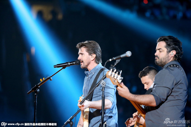 Juanes献唱《Juntos》