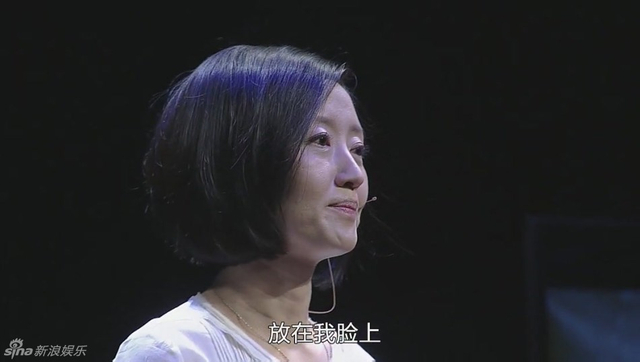 柴静女儿出生时患肿瘤 做手术胳膊扎满针眼