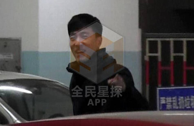 刘翔回京住酒店