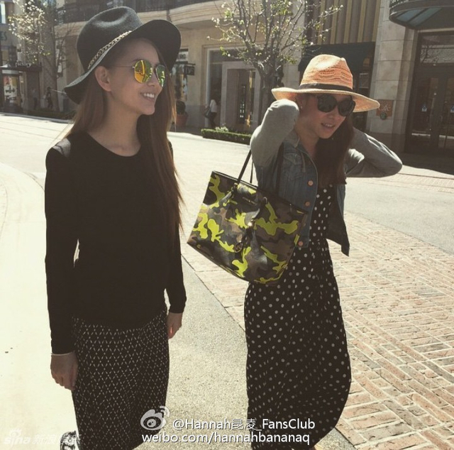 昆凌赴美参加音乐节