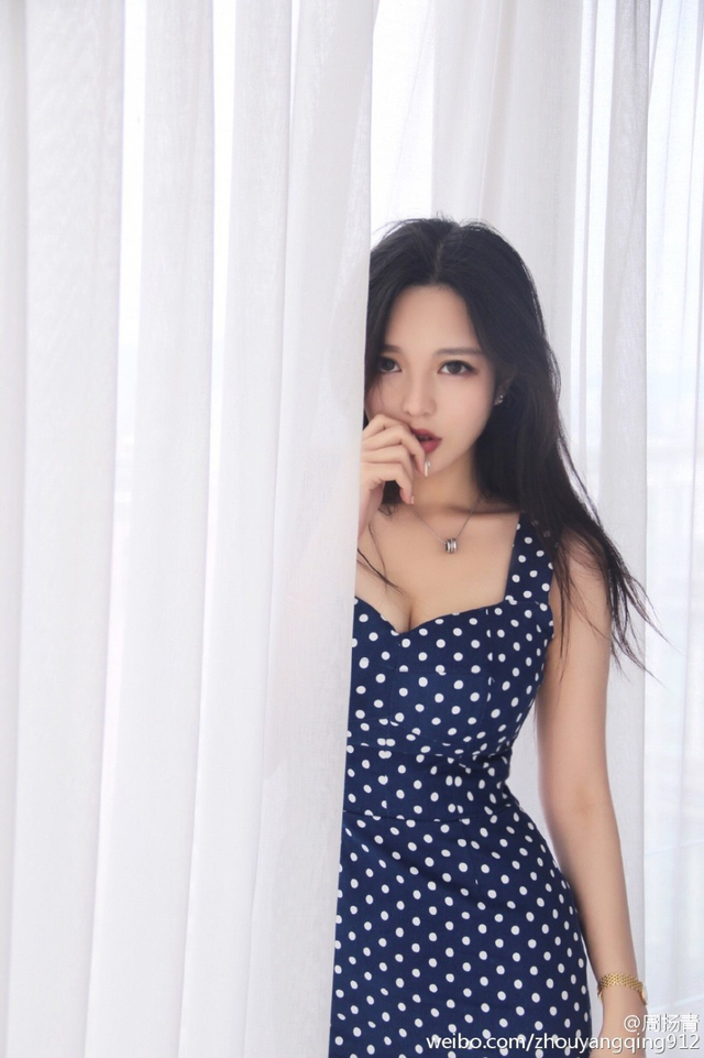 罗志祥绯闻女友周扬青海量私照