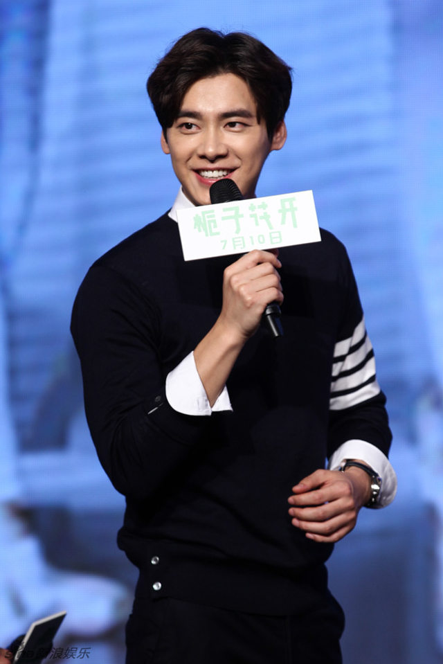 李易峰讲述拍摄经过