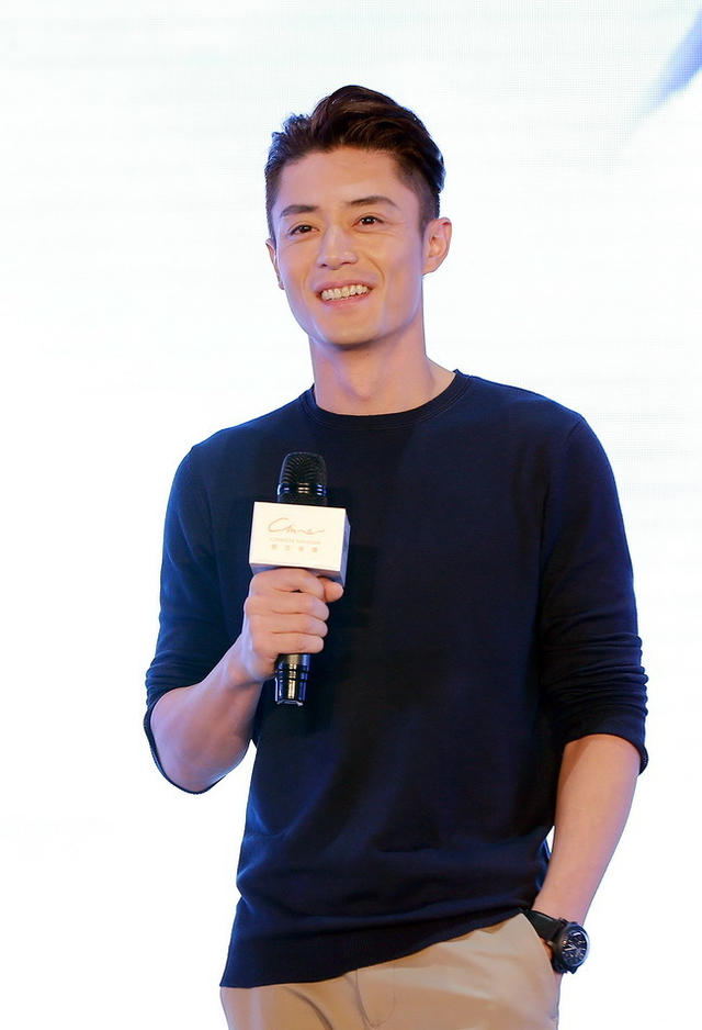 《花千骨》赵丽颖:霍建华是我心中男神