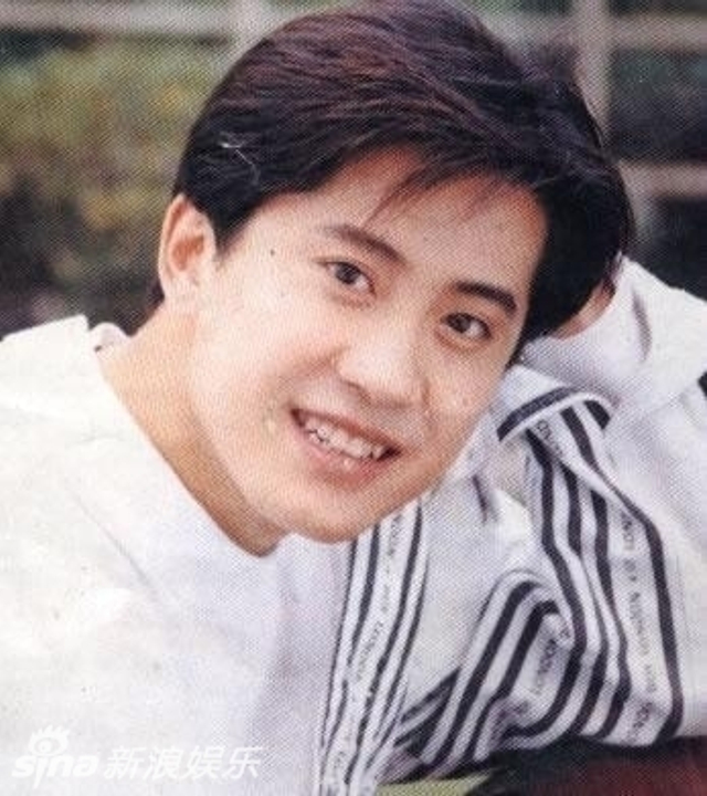 毛宁小鲜肉时期旧照曝光 青春帅气