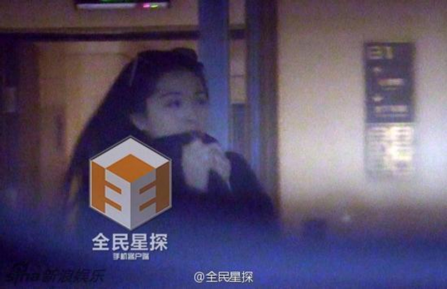 甚至曝出两人已秘密同居