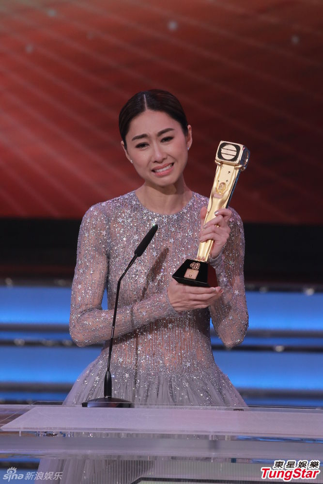 胡定欣凭《鬼同你OT》获最佳女主角奖