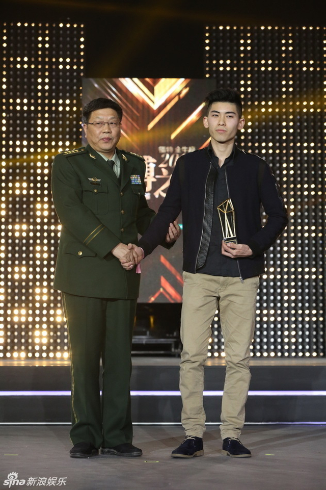 奏耐天津获年度正能量微博