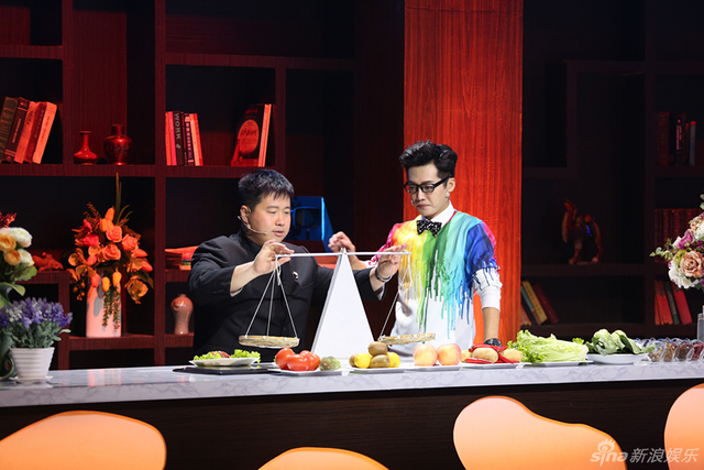 食鉴团成员左一开始:李然、史长青