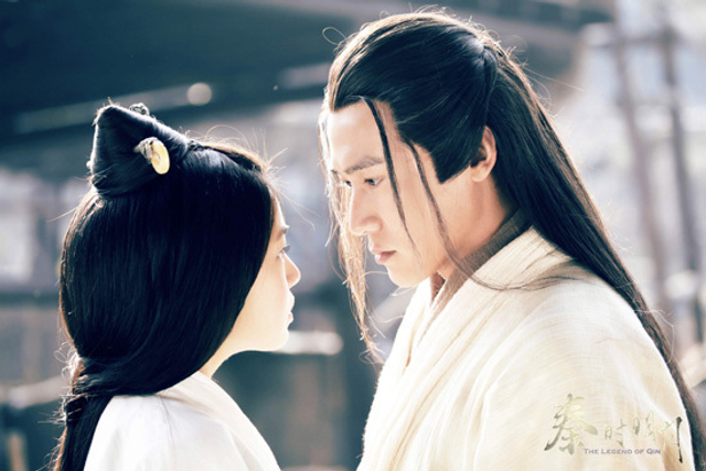 陆毅《秦时》开挂 与陈妍希甜蜜四手联弹