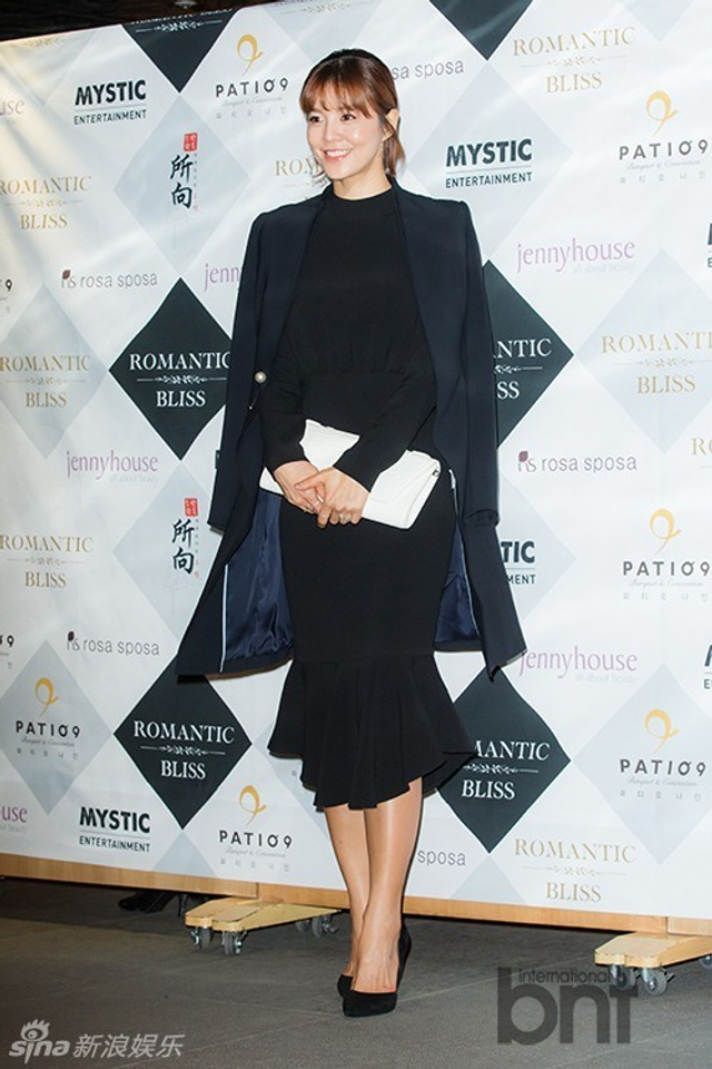 河在淑在首尔江南区论岘洞举行婚礼,演员朴韩星,韩彩雅,朴孝珠,柳荷娜