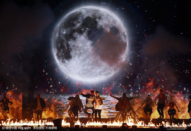 贾斯汀比伯劲歌热舞激情似火