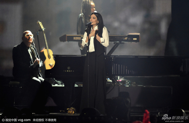新西兰小天后洛儿魅惑放歌