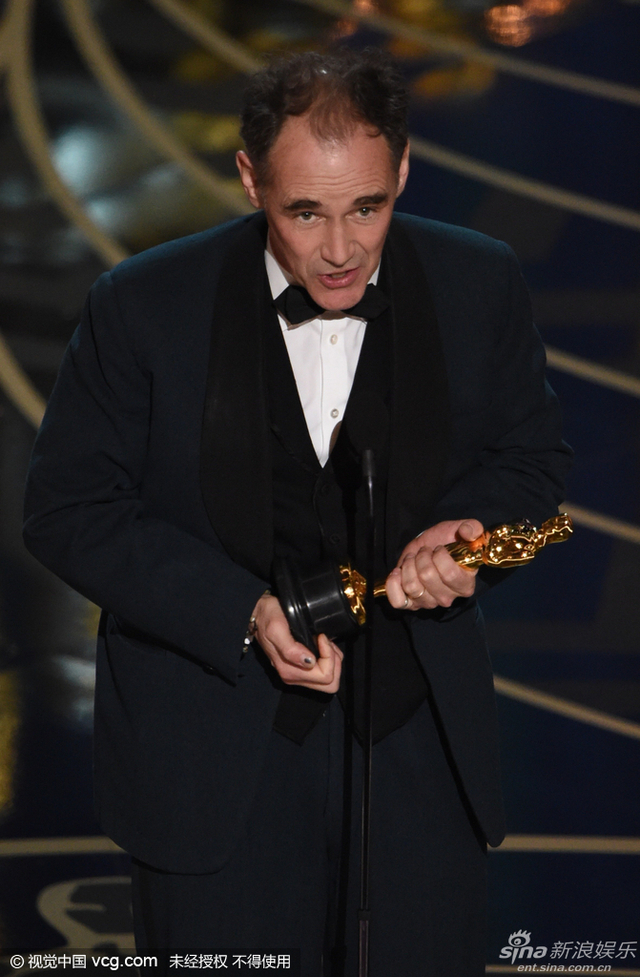 最佳男配角：马克-里朗斯/《间谍之桥》