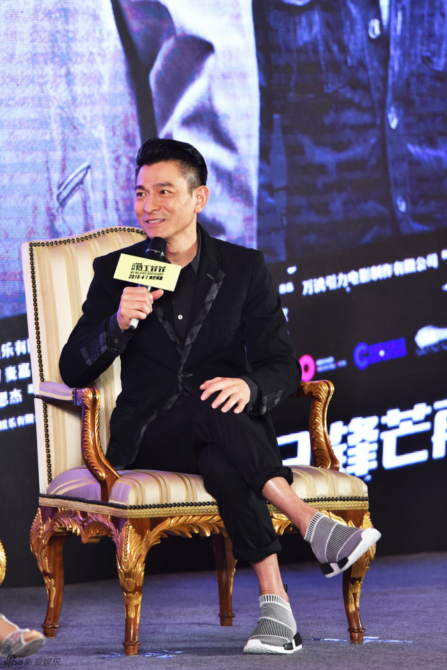 主演刘德华