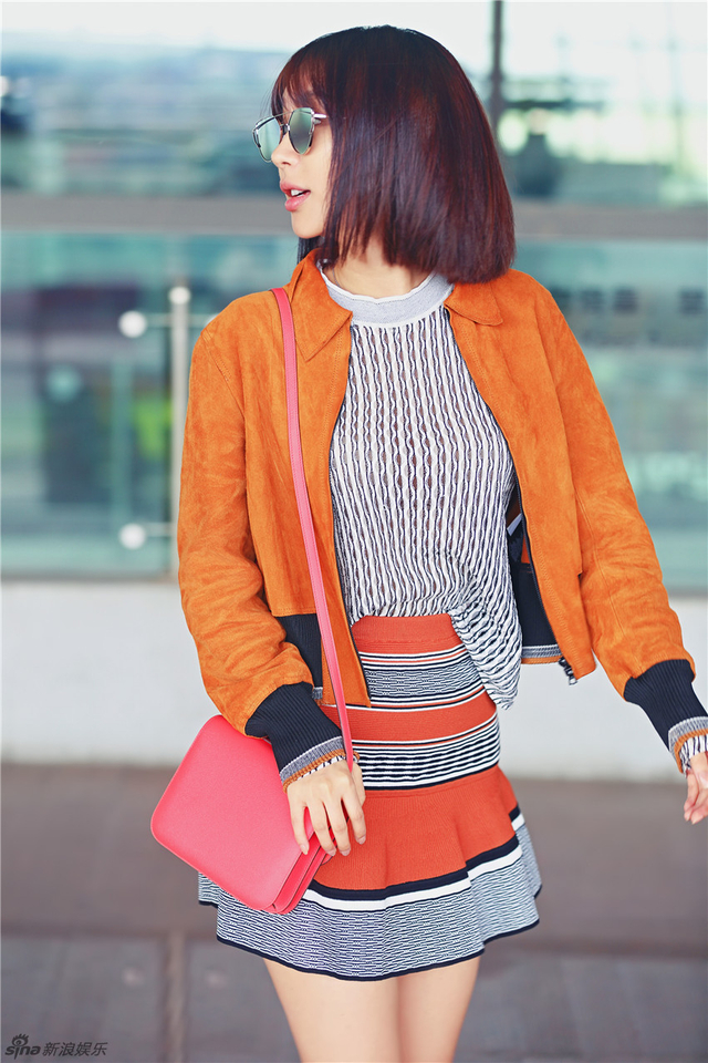 李菲儿机场look
