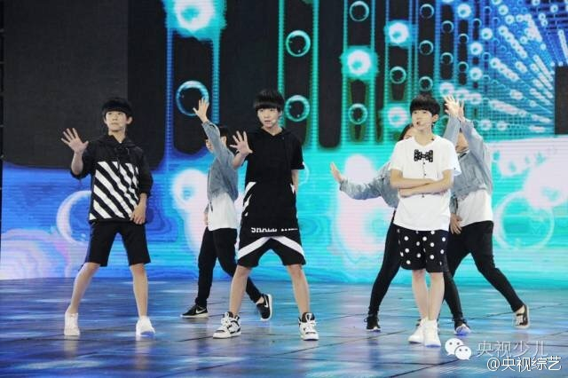 TFBOYS登央视六一晚会