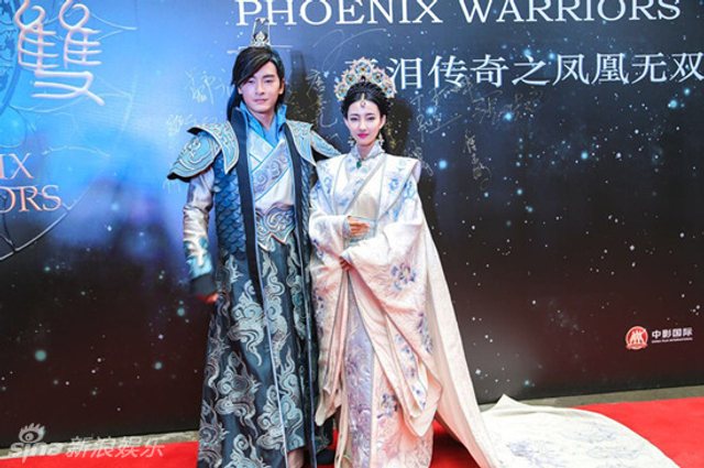 《凤凰无双》王丽坤涅槃重生变复仇女王