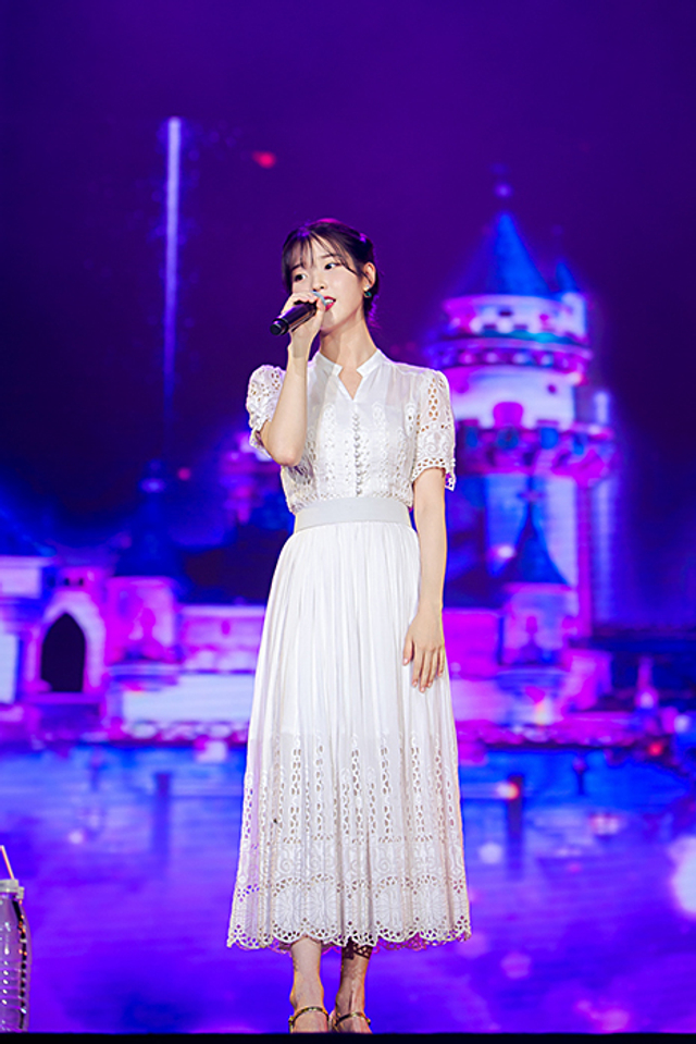 IU劲歌热舞秀中文翻唱