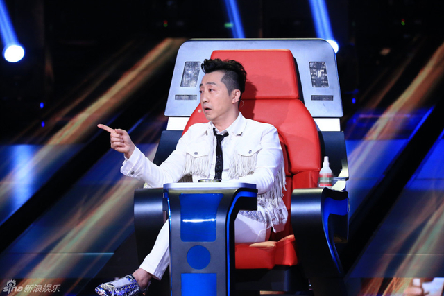 那英周杰伦疯狂抢学员