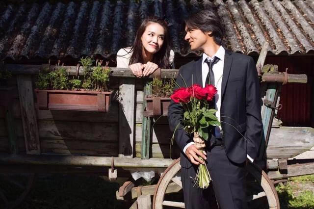 冯德伦舒淇布拉格结婚