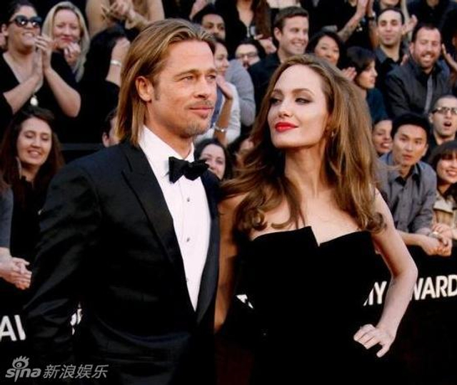 朱莉皮特2年婚姻终结 昔日恩爱瞬间盘点