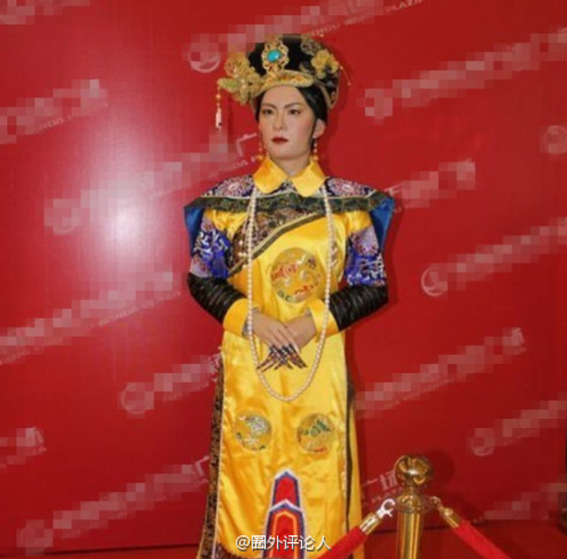 各地甄嬛蜡像太雷人 网友调侃是邓超假扮