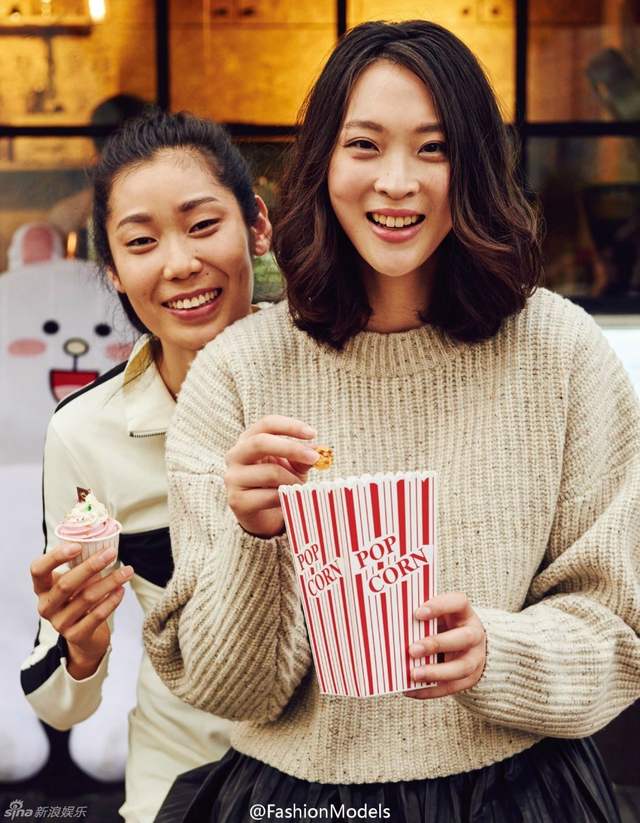 惠若琪朱婷携手拍大片