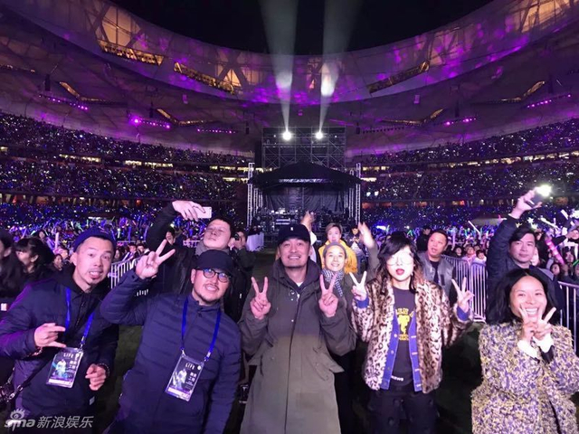 梁朝伟 谢霆锋等助阵陈奕迅演唱会