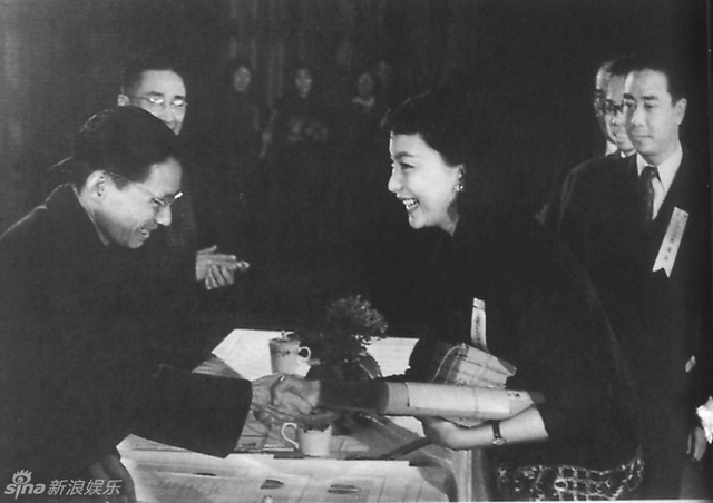 夏梦生前绝美旧照