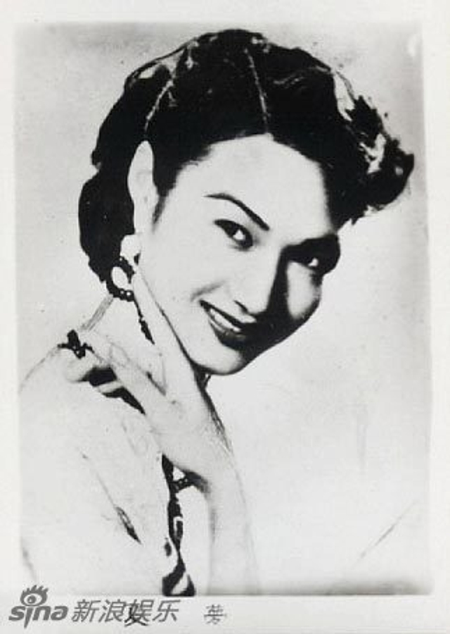 夏梦生前绝美旧照