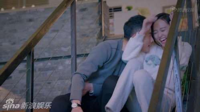 两人剧中亲密镜头不少
