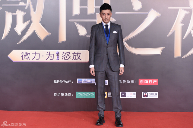 张鲁一