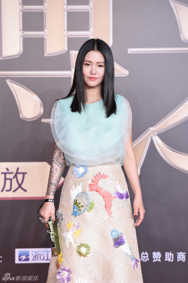 谭维维