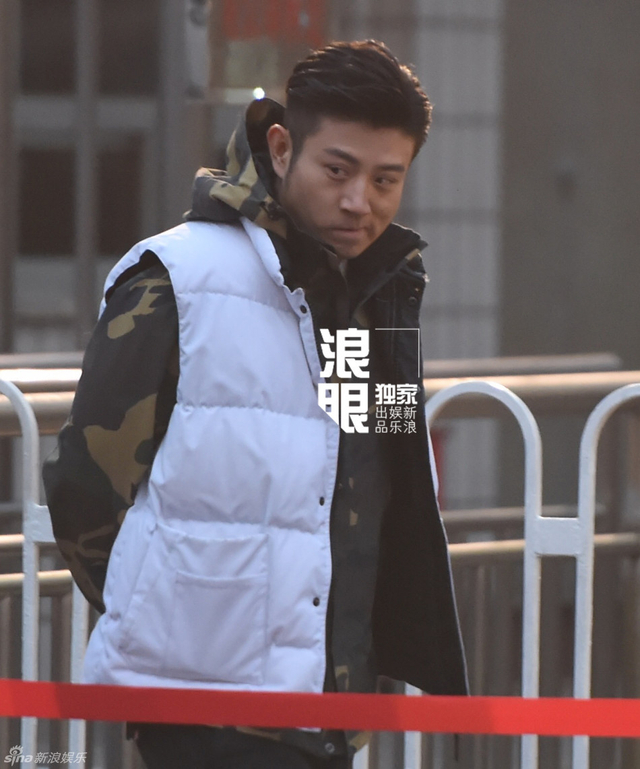 嘻哈包袱铺