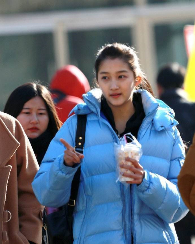 关晓彤艺考