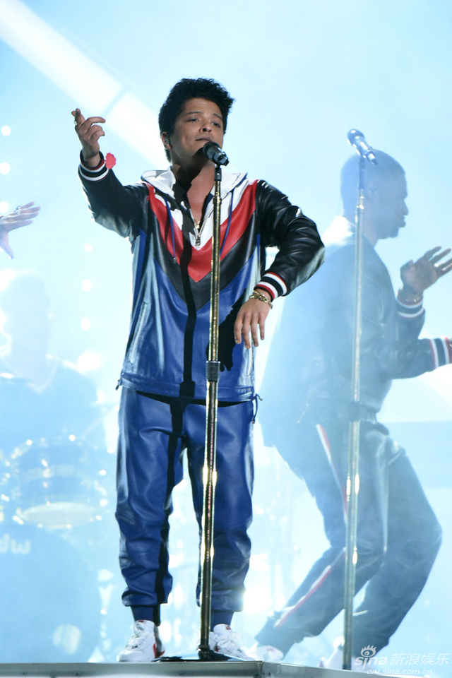 “火星哥”布鲁诺-马尔斯献唱格莱美