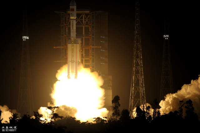 文昌航天发射场成功发射长征7号火箭精彩瞬间