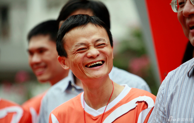 2009年9月,马云出席“阿牛过江”启动