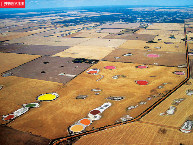 埃斯佩兰斯盐湖群